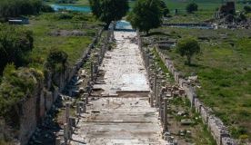 Efes’te taşların restorasyonu için “hastane” kuruldu