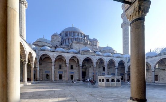 SÜLEYMANİYE CAMİSİ